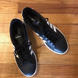 Meds Adidas Sneakers